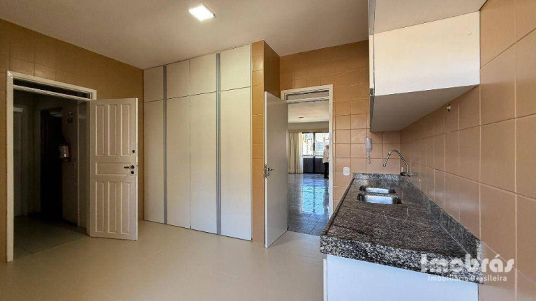 Imagem Apartamento com 3 Quartos para Alugar, 158 m² em Meireles - Fortaleza Imagem Apartamento com 3 Quartos para Alugar, 158 m² em Meireles - Fortaleza