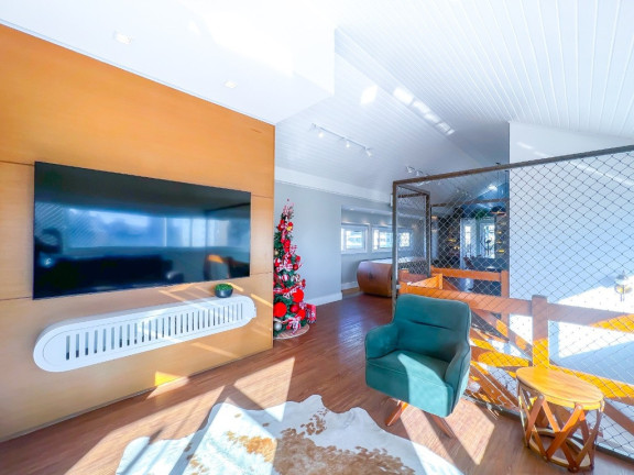 Imagem Cobertura com 3 Quartos à Venda, 249 m² em Petrópolis - Porto Alegre