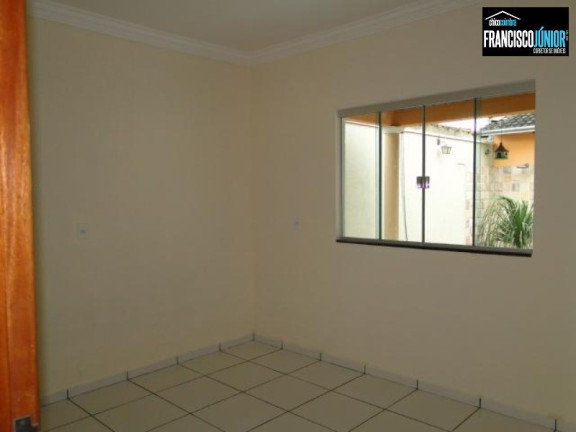 Imagem Casa com 3 Quartos à Venda, 196 m² em Residencial Vereda Dos Buritis - Goiania Imagem Casa com 3 Quartos à Venda, 196 m² em Residencial Vereda Dos Buritis - Goiania