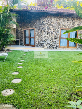 Imagem Casa com 3 Quartos à Venda, 200 m² em Camburi - São Sebastião Imagem Casa com 3 Quartos à Venda, 200 m² em Camburi - São Sebastião