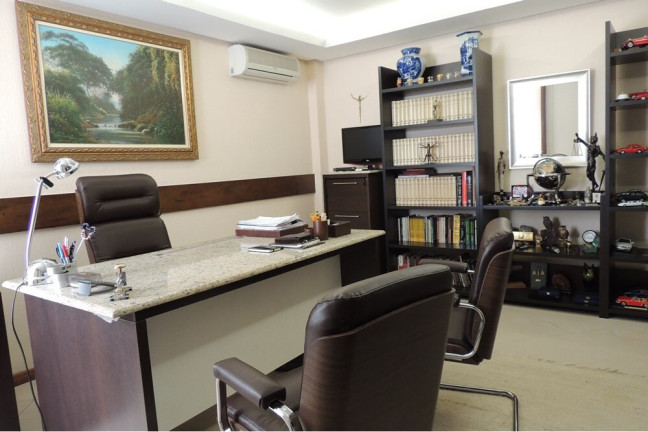 Sala Comercial à Venda,  em Moinhos De Vento - Porto Alegre
