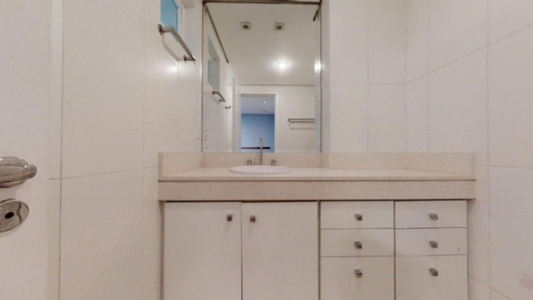 Imagem Apartamento com 3 Quartos à Venda, 235 m² em Itaim Bibi - São Paulo Imagem Apartamento com 3 Quartos à Venda, 235 m² em Itaim Bibi - São Paulo