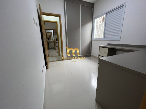 Imagem Casa com 3 Quartos à Venda, 180 m² em Maracanã - Praia Grande Imagem Casa com 3 Quartos à Venda, 180 m² em Maracanã - Praia Grande