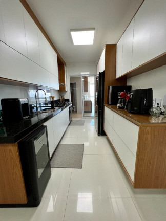 Imagem Apartamento com 3 Quartos à Venda, 250 m² em Canto Do Forte - Praia Grande Imagem Apartamento com 3 Quartos à Venda, 250 m² em Canto Do Forte - Praia Grande