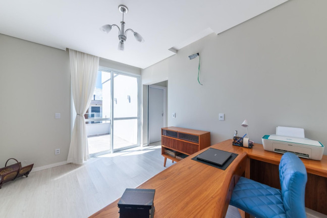 Casa com 4 Quartos à Venda, 244 m² em São José - Santa Maria