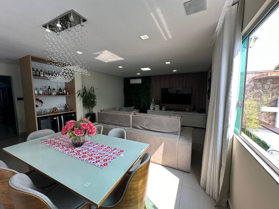 Imagem Casa com 3 Quartos à Venda, 360 m² em Paulo Camilo - Betim