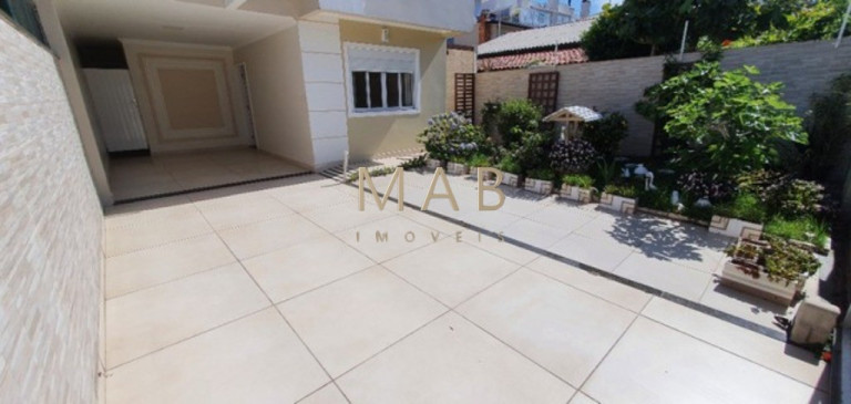 Imagem Casa com 3 Quartos à Venda, 178 m² em Ingleses Do Rio Vermelho - Florianópolis Imagem Casa com 3 Quartos à Venda, 178 m² em Ingleses Do Rio Vermelho - Florianópolis