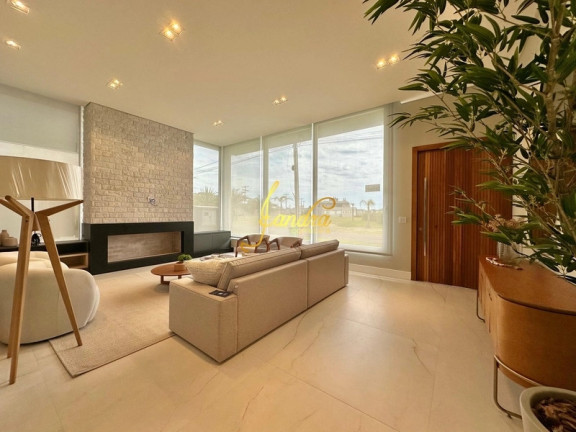 Imagem Casa de Condomínio com 4 Quartos à Venda, 2.400 m² em Capao Novo Posto 9 Village - Capão Da Canoa