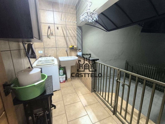 Imagem Casa com 3 Quartos à Venda, 171 m² em Jardim Itatiaia 2 - Londrina