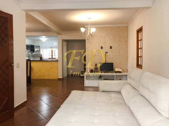 Imagem Casa com 3 Quartos à Venda, 259 m² em Mairiporã Imagem Casa com 3 Quartos à Venda, 259 m² em Mairiporã
