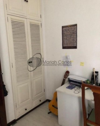 Imagem Imóvel com 4 Quartos à Venda, em São Francisco - Niterói Imagem Imóvel com 4 Quartos à Venda, em São Francisco - Niterói