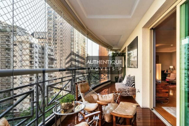 Imagem Apartamento com 4 Quartos à Venda, 338 m² em Itaim Bibi - São Paulo