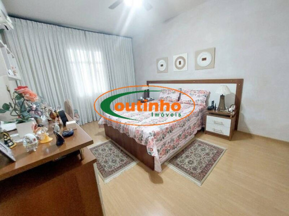Imagem Apartamento com 4 Quartos à Venda, 180 m² em Tijuca - Rio De Janeiro Imagem Apartamento com 4 Quartos à Venda, 180 m² em Tijuca - Rio De Janeiro