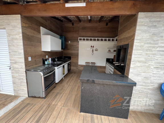 Imagem Casa com 7 Quartos à Venda, 600 m² em Santa Mônica - Guarapari Imagem Casa com 7 Quartos à Venda, 600 m² em Santa Mônica - Guarapari