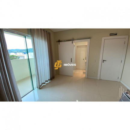 Imagem Casa com 3 Quartos à Venda, 387 m² em Areias - Camboriú