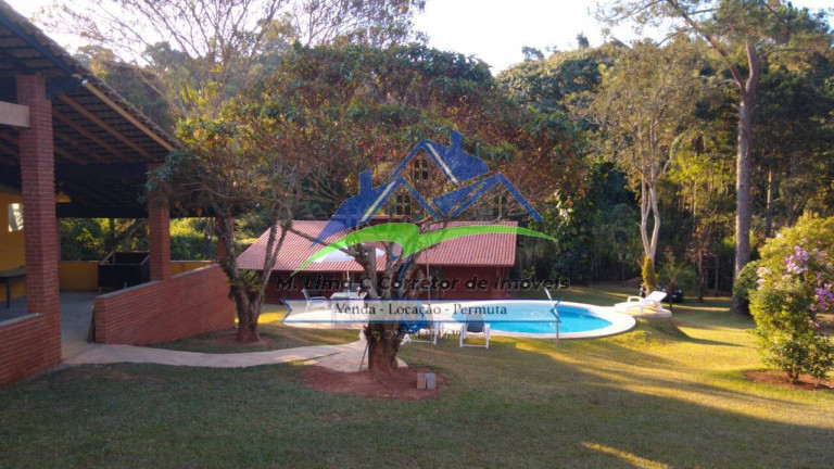 Chácara com 4 Quartos à Venda, 2 m² em Portão - Atibaia
