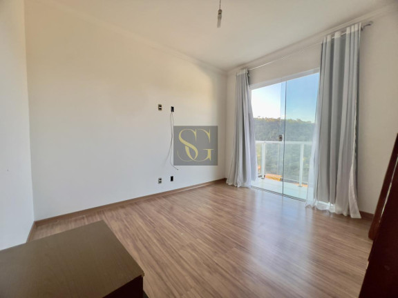 Imagem Casa de Condomínio com 4 Quartos à Venda, 250 m² em Albuquerque - Teresópolis Imagem Casa de Condomínio com 4 Quartos à Venda, 250 m² em Albuquerque - Teresópolis