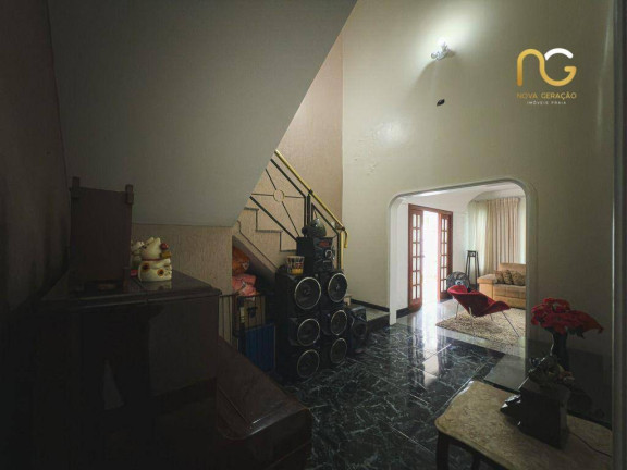 Imagem Sobrado com 4 Quartos à Venda, 288 m² em Canto Do Forte - Praia Grande Imagem Sobrado com 4 Quartos à Venda, 288 m² em Canto Do Forte - Praia Grande