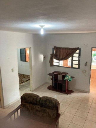 Imagem Chácara com 2 Quartos à Venda, 180 m² em Centro - Taubaté Imagem Chácara com 2 Quartos à Venda, 180 m² em Centro - Taubaté