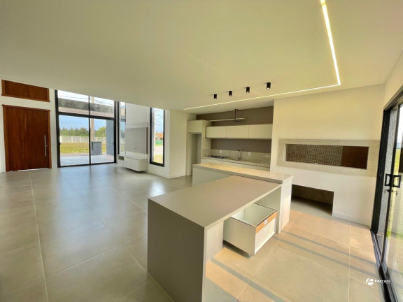 Imagem Casa de Condomínio com 4 Quartos à Venda, 170 m² em Arroio Teixeira - Capão Da Canoa