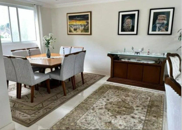 Imagem Casa com 3 Quartos à Venda, 250 m² em São Lourenço - Curitiba Imagem Casa com 3 Quartos à Venda, 250 m² em São Lourenço - Curitiba