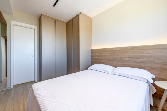 Imagem Apartamento com 3 Quartos à Venda, 67 m² em São João - Porto Alegre