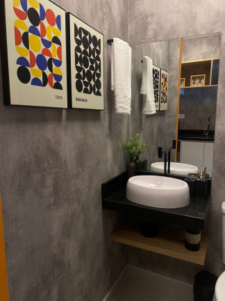 Imagem Imóvel com 1 Quarto à Venda,  em Portão - Curitiba