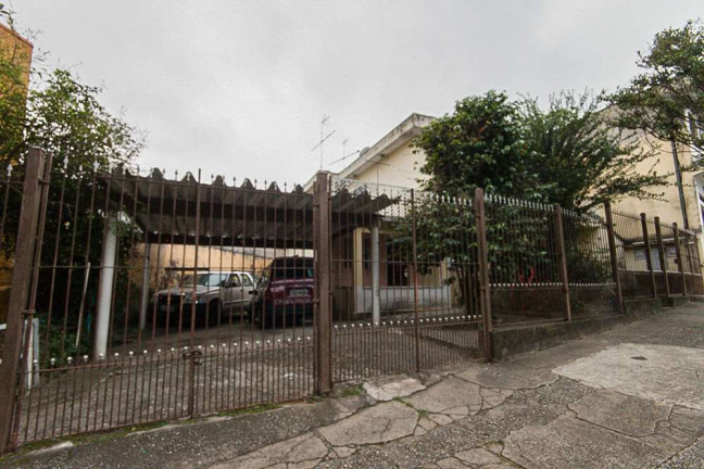 Casa com 7 Quartos à Venda,  em Vila Silva Teles - São Paulo