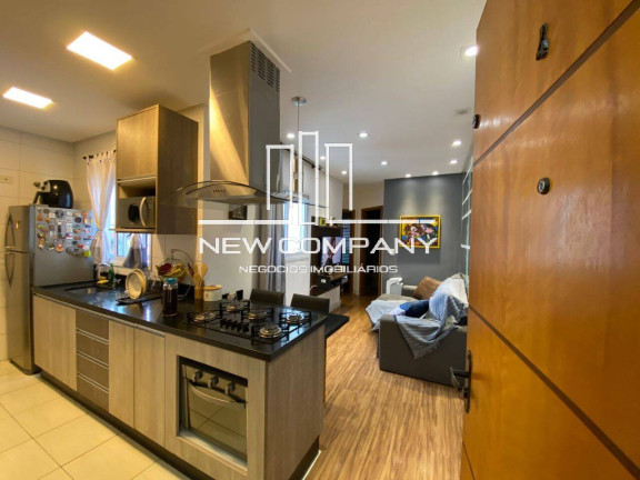 Apartamento com 2 Quartos à Venda,  em Vila Linda - Santo André