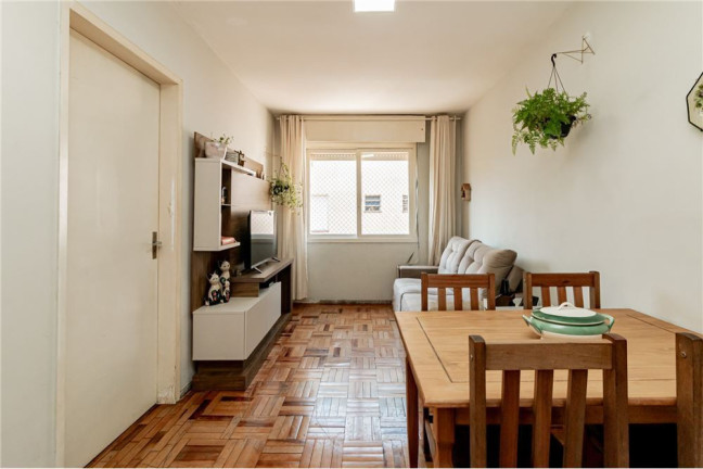 Imóvel com 1 Quarto à Venda,  em Passo Da Areia - Porto Alegre