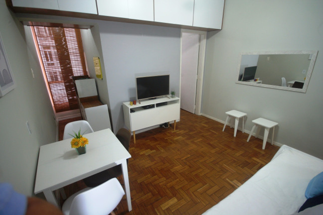 Imagem Apartamento com 1 Quarto para Temporada, 40 m² em Copacabana - Rio De Janeiro