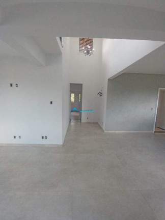 Imagem Casa com 3 Quartos à Venda, 220 m² em Loteamento Vale Azul I - Jundiaí Imagem Casa com 3 Quartos à Venda, 220 m² em Loteamento Vale Azul I - Jundiaí