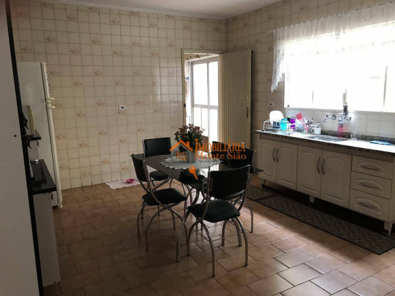 Sobrado com 3 Quartos à Venda, 134 m² em Jardim Santa Mena - Guarulhos