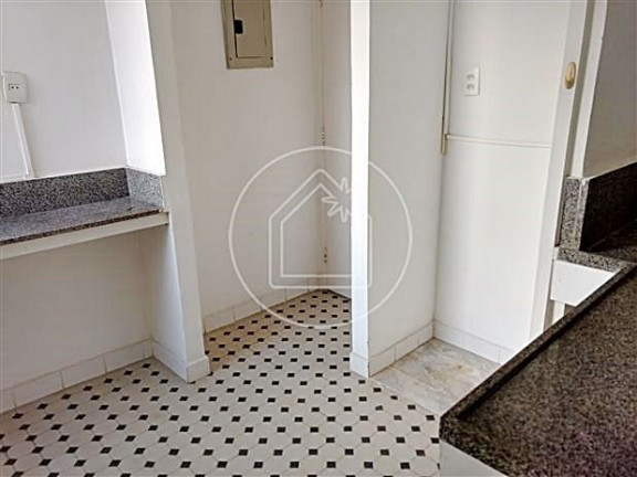 Imagem Apartamento com 3 Quartos à Venda, 130 m² em Copacabana Imagem Apartamento com 3 Quartos à Venda, 130 m² em Copacabana