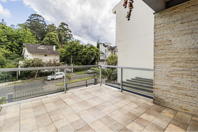 Imagem Casa com 4 Quartos à Venda, 275 m² em Jardim Itu - Porto Alegre