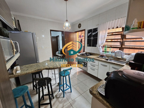 Imagem Sobrado com 4 Quartos à Venda, 115 m² em Centro - Mongaguá