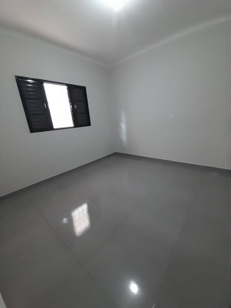 Imagem Casa com 2 Quartos à Venda, 5 m² em Jardim Itamarati - Botucatu Imagem Casa com 2 Quartos à Venda, 5 m² em Jardim Itamarati - Botucatu