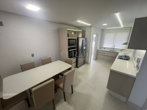 Imagem Apartamento com 3 Quartos para Alugar, em Centro - Balneário Camboriú Imagem Apartamento com 3 Quartos para Alugar, em Centro - Balneário Camboriú