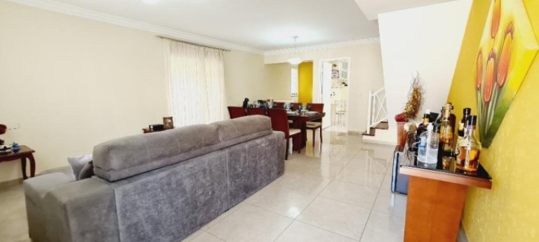 Imagem Casa com 3 Quartos à Venda, 183 m² em Granja Viana - Cotia Imagem Casa com 3 Quartos à Venda, 183 m² em Granja Viana - Cotia