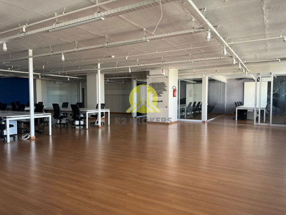 Sala Comercial para Alugar, 416 m² em Mossunguê - Curitiba