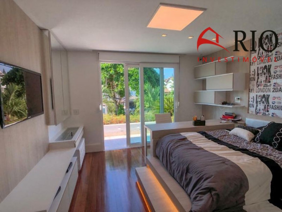 Imagem Casa com 5 Quartos à Venda, 600 m² em Barra Da Tijuca - Rio De Janeiro Imagem Casa com 5 Quartos à Venda, 600 m² em Barra Da Tijuca - Rio De Janeiro