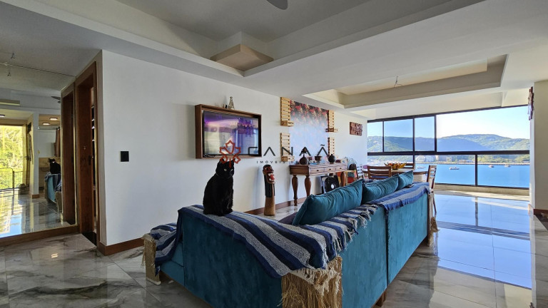 Imagem Casa com 2 Quartos à Venda, 400 m² em Centro - Arraial Do Cabo