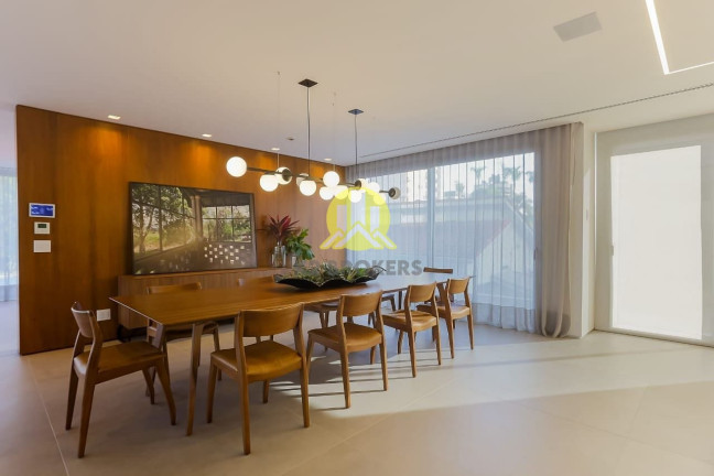 Imagem Apartamento com 4 Quartos à Venda, 372 m² em Bigorrilho - Curitiba Imagem Apartamento com 4 Quartos à Venda, 372 m² em Bigorrilho - Curitiba