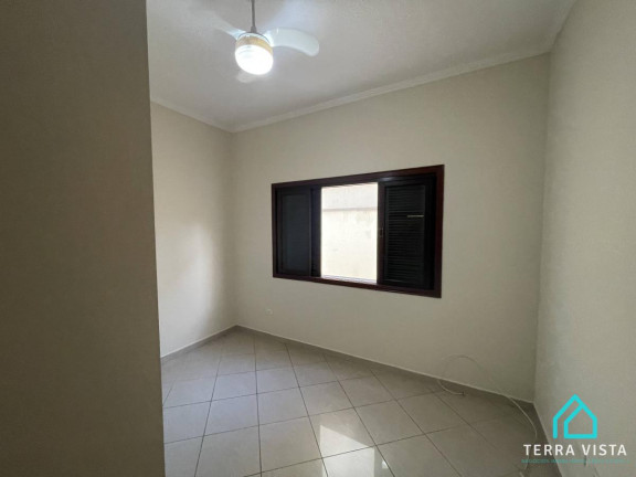 Imagem Casa de Condomínio com 3 Quartos à Venda, 200 m² Imagem Casa de Condomínio com 3 Quartos à Venda, 200 m²