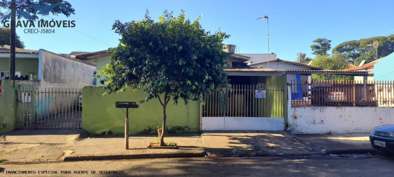 Casa com 3 Quartos à Venda, 65 m² em Jardim Castelo - Sarandi