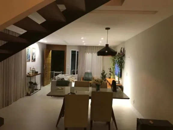 Casa com 3 Quartos à Venda,  em Jardim Camburi - Vitória