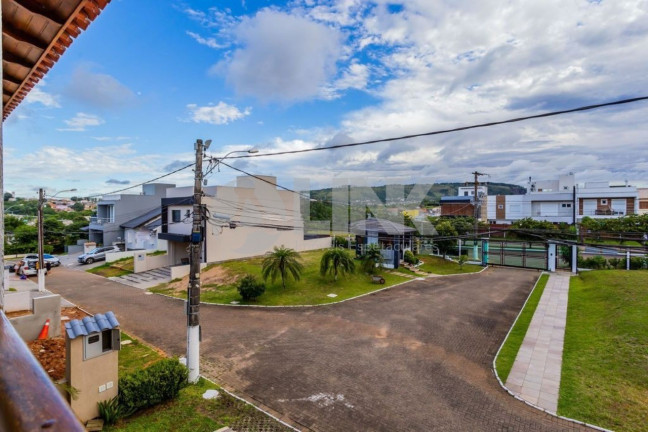 Imagem Imóvel com 3 Quartos à Venda, 128 m² em Jardim Itu - Porto Alegre Imagem Imóvel com 3 Quartos à Venda, 128 m² em Jardim Itu - Porto Alegre