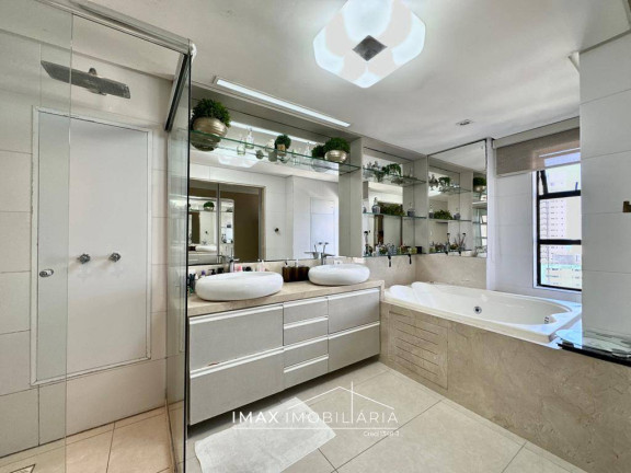 Imagem Apartamento com 5 Quartos à Venda, 214 m² em Miramar - João Pessoa