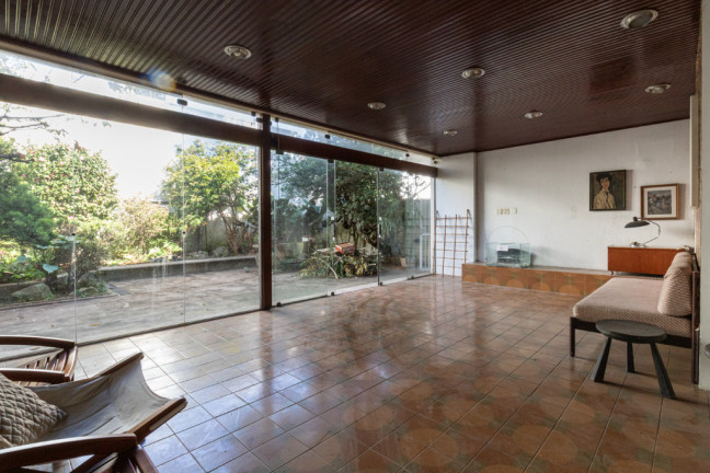 Casa com 5 Quartos à Venda, 209 m² em Moema - São Paulo