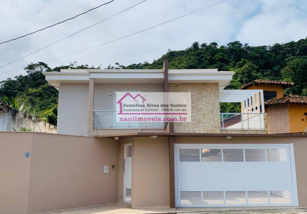 Imagem Casa com 3 Quartos à Venda, 360 m² em Sumaré - Caraguatatuba